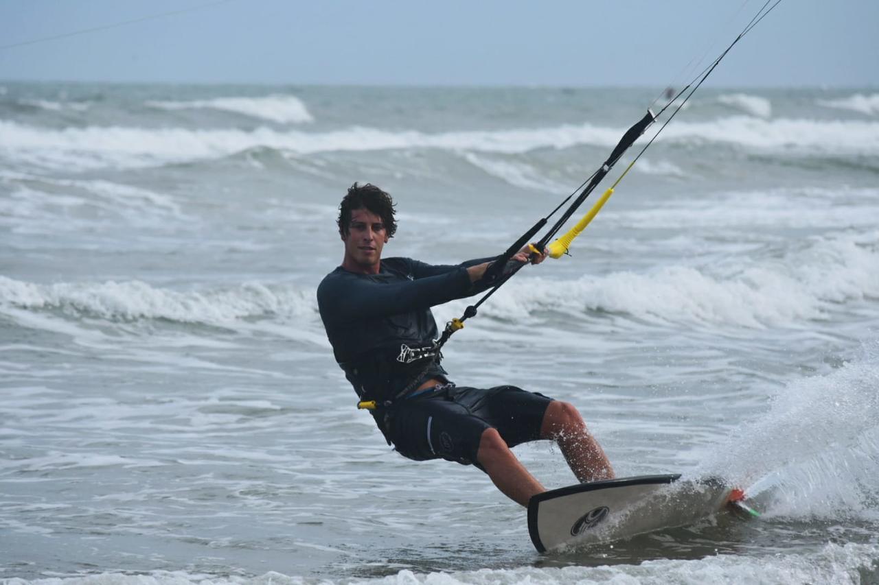 Source Kiteboarding/Lodge Phan Thiet Exterior photo